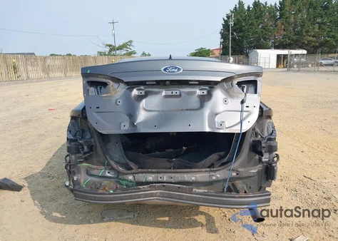 2019 Ford Fusion Sel z USA, uszkodzony, nr VIN 3FA6P0CD6KR219610